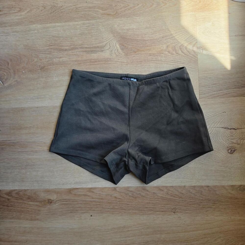 Fashion-nova Women's Black and Green Shorts